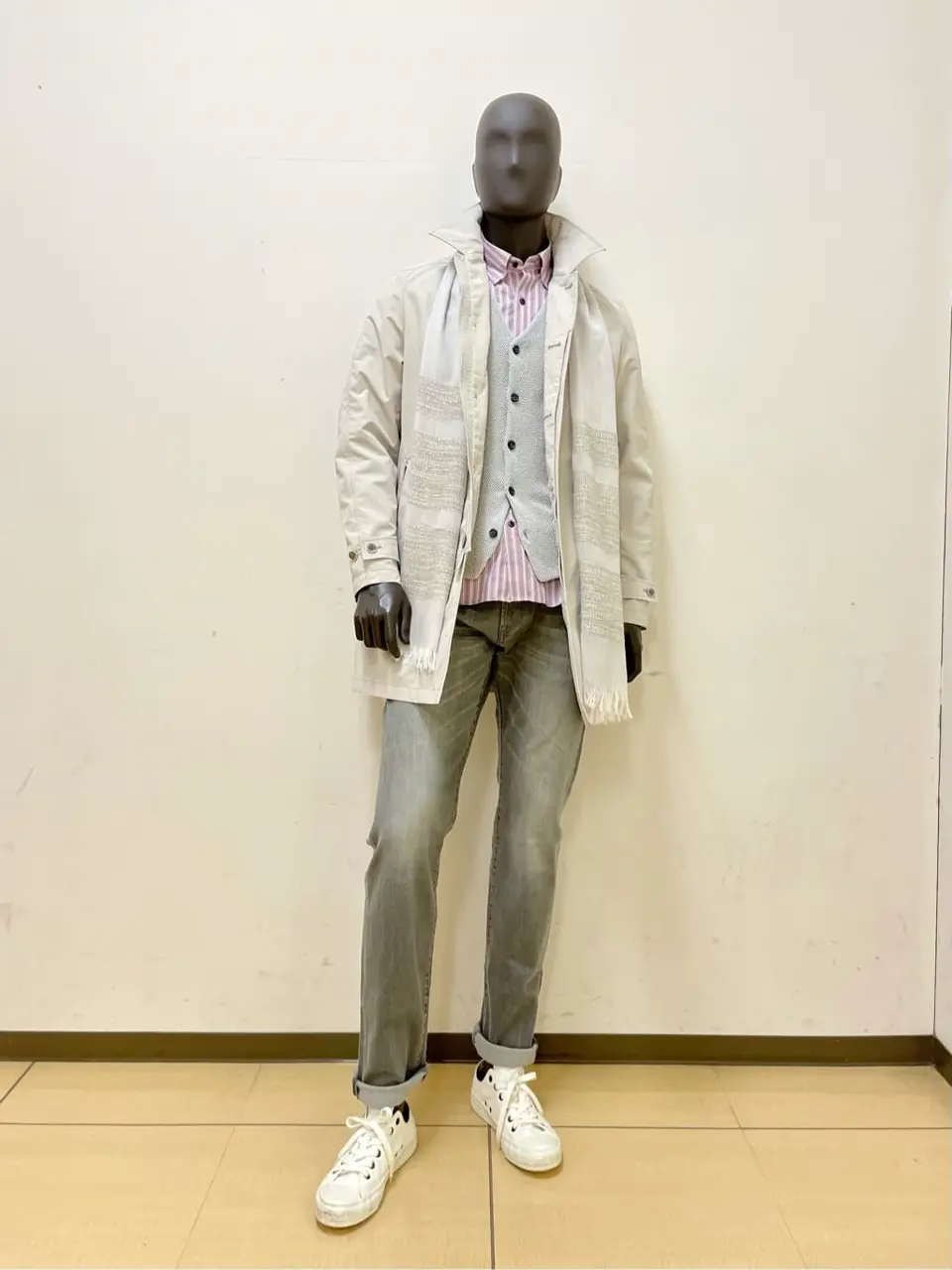 JOSEPH ABBOUD 金本 コーディネート画像