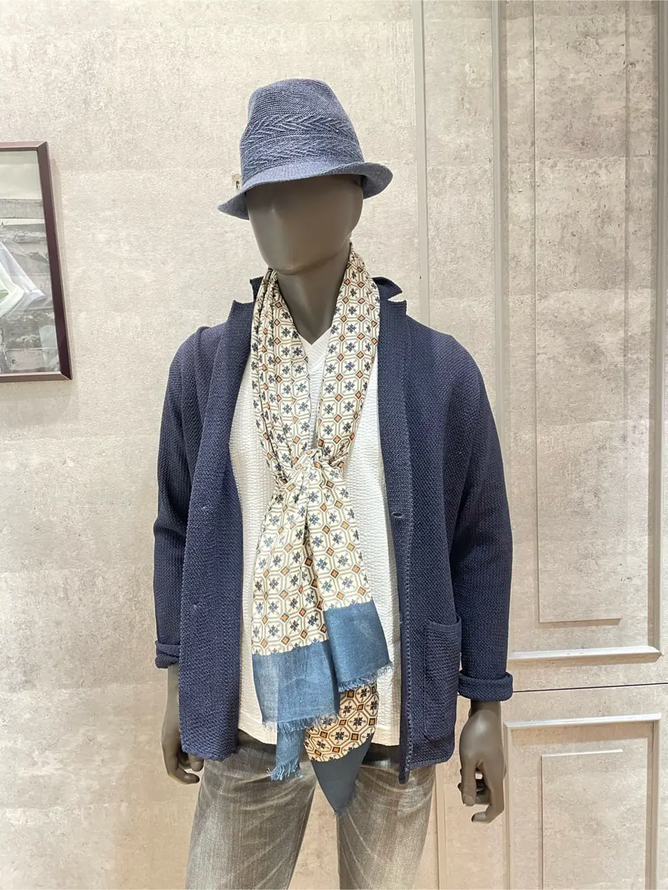 JOSEPH ABBOUD 東　 コーディネート画像