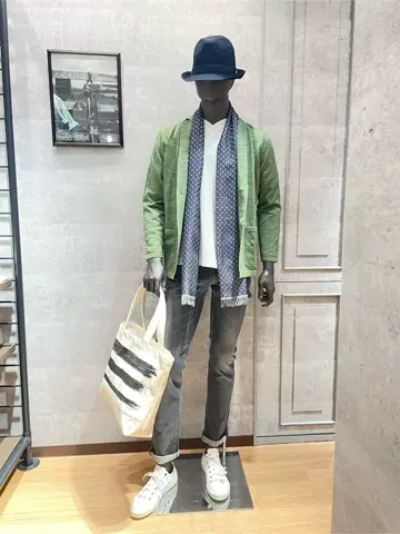 JOSEPH ABBOUD 東　 コーディネート画像