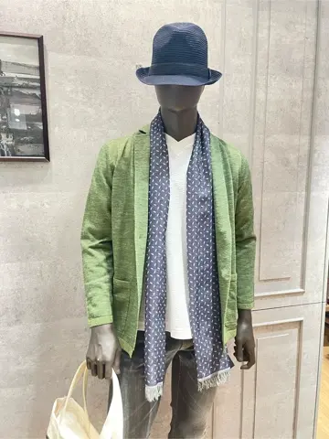 JOSEPH ABBOUD 東　 コーディネート画像