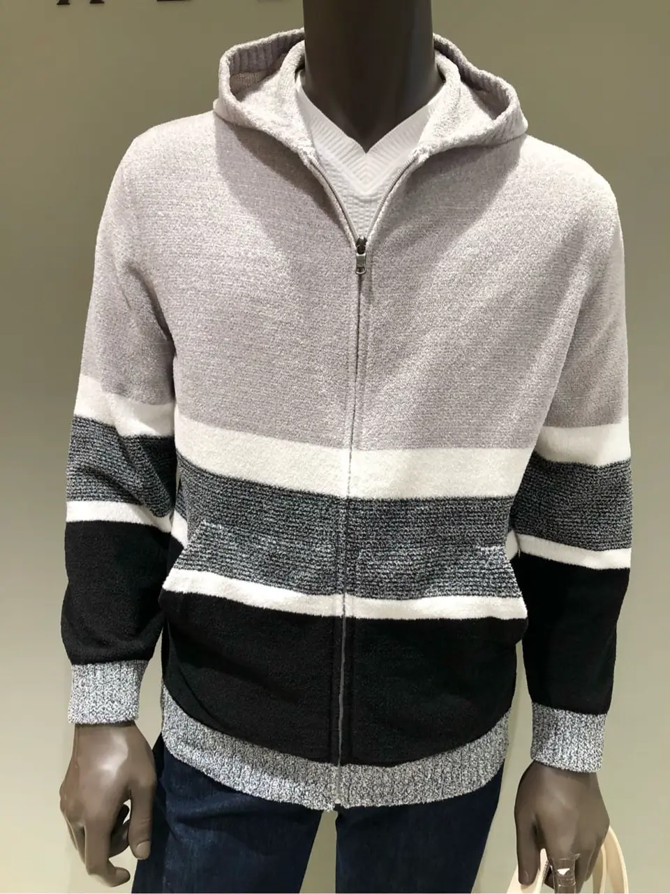 JOSEPH ABBOUD 川田 コーディネート画像