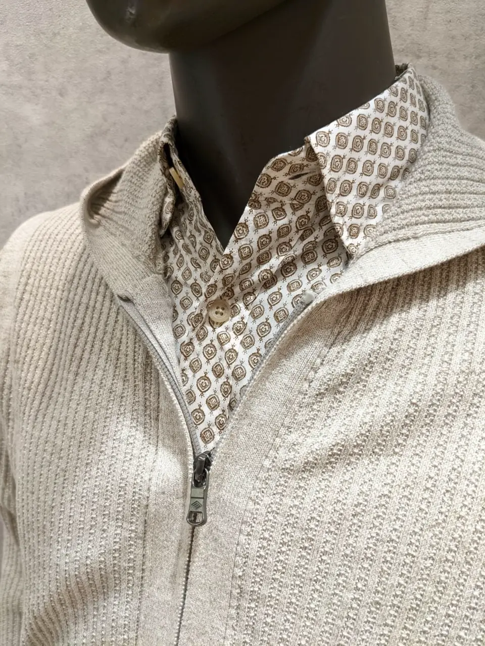 JOSEPH ABBOUD 大久 コーディネート画像