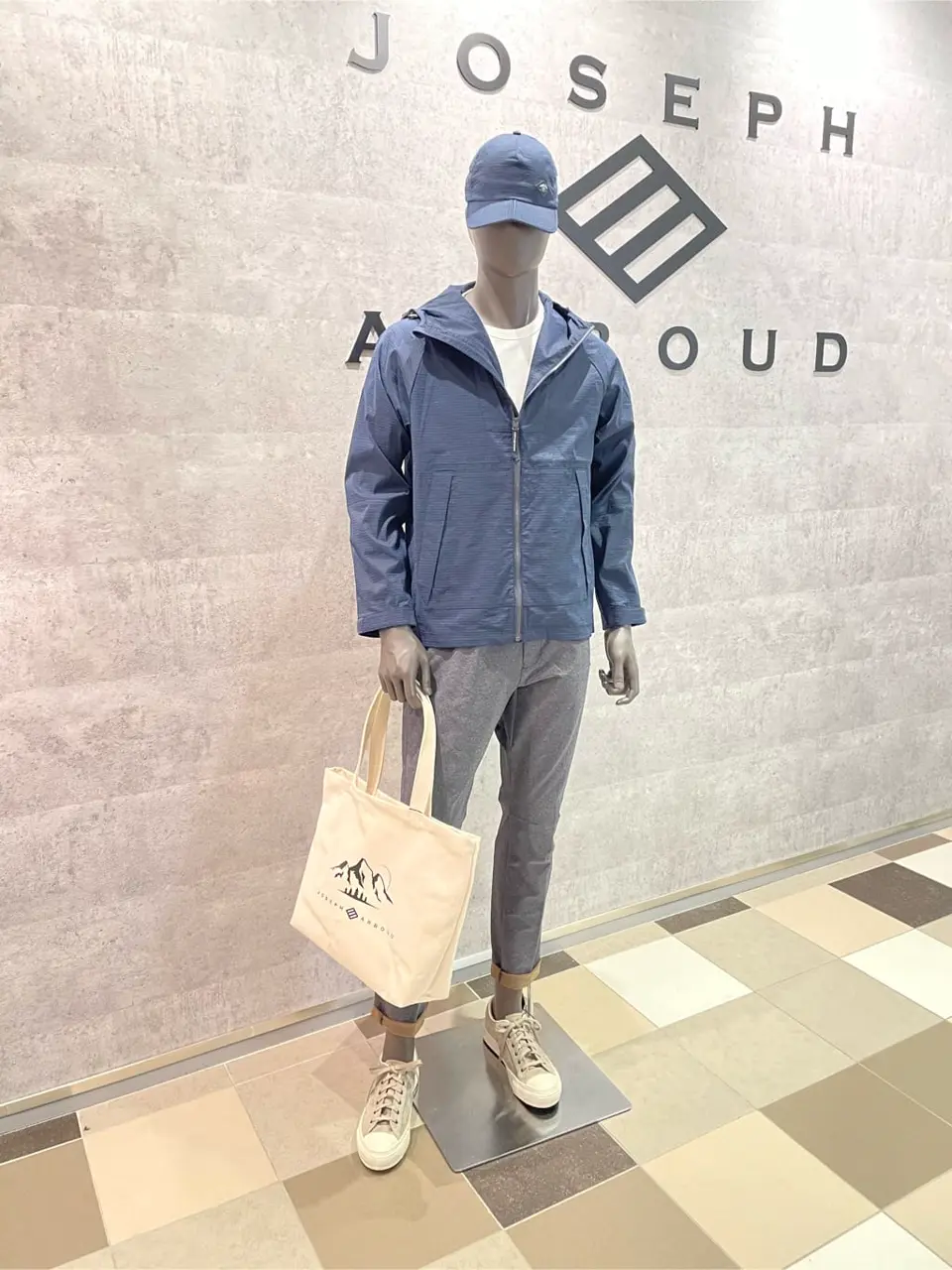  東　 コーディネート画像