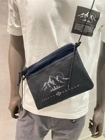 JOSEPH ABBOUD 東　 コーディネート画像