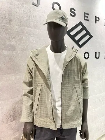 JOSEPH ABBOUD 東　 コーディネート画像