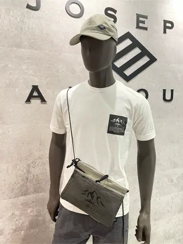 JOSEPH ABBOUD 東　 コーディネート画像