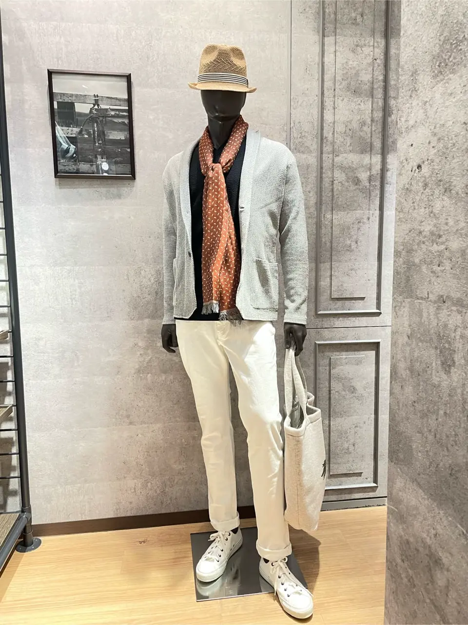  東　 コーディネート画像