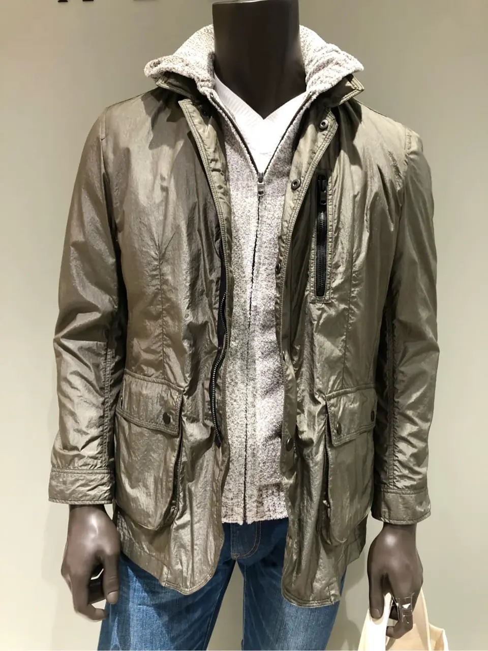 JOSEPH ABBOUD 川田 コーディネート画像