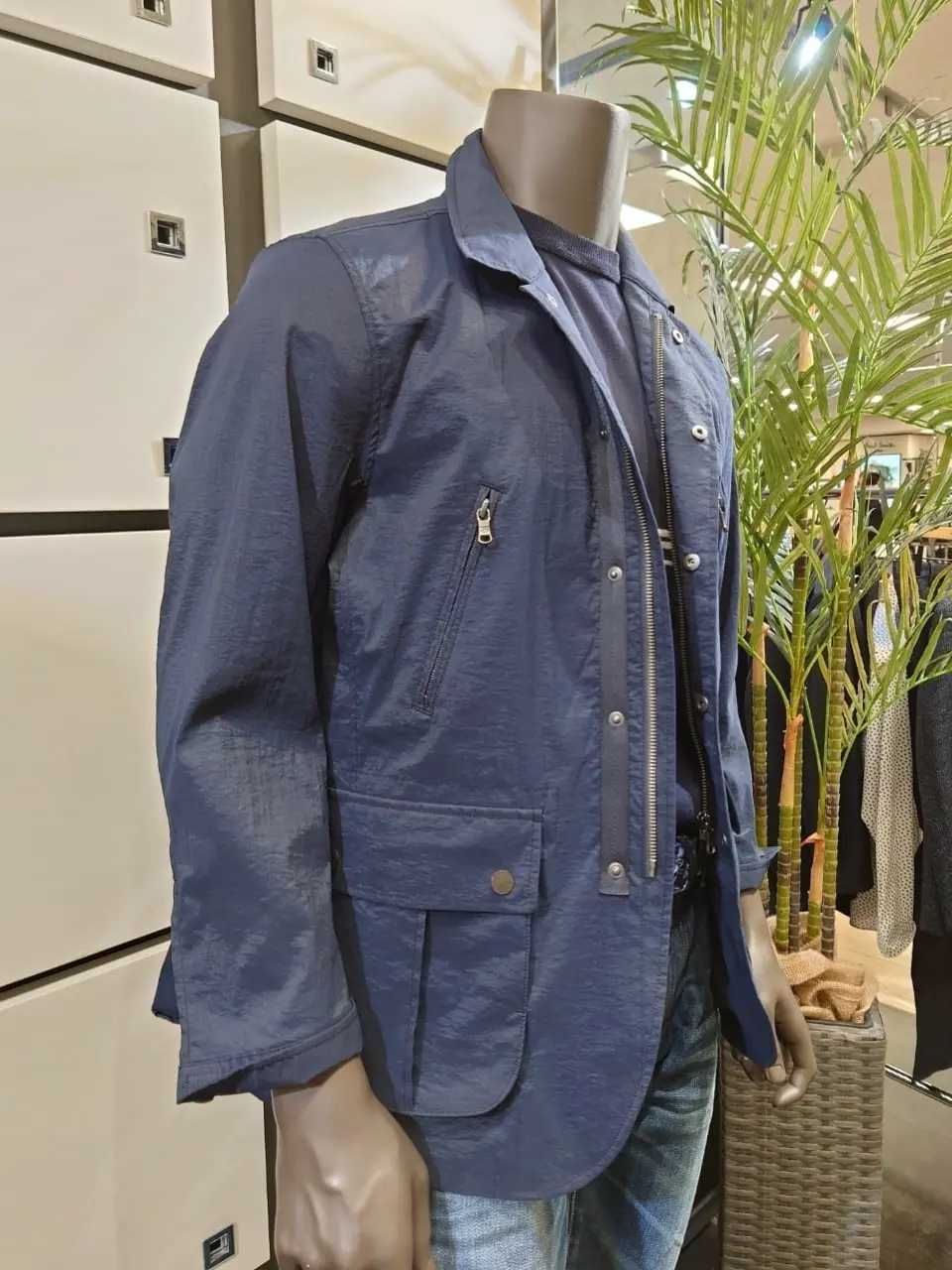 JOSEPH ABBOUD 石川 コーディネート画像