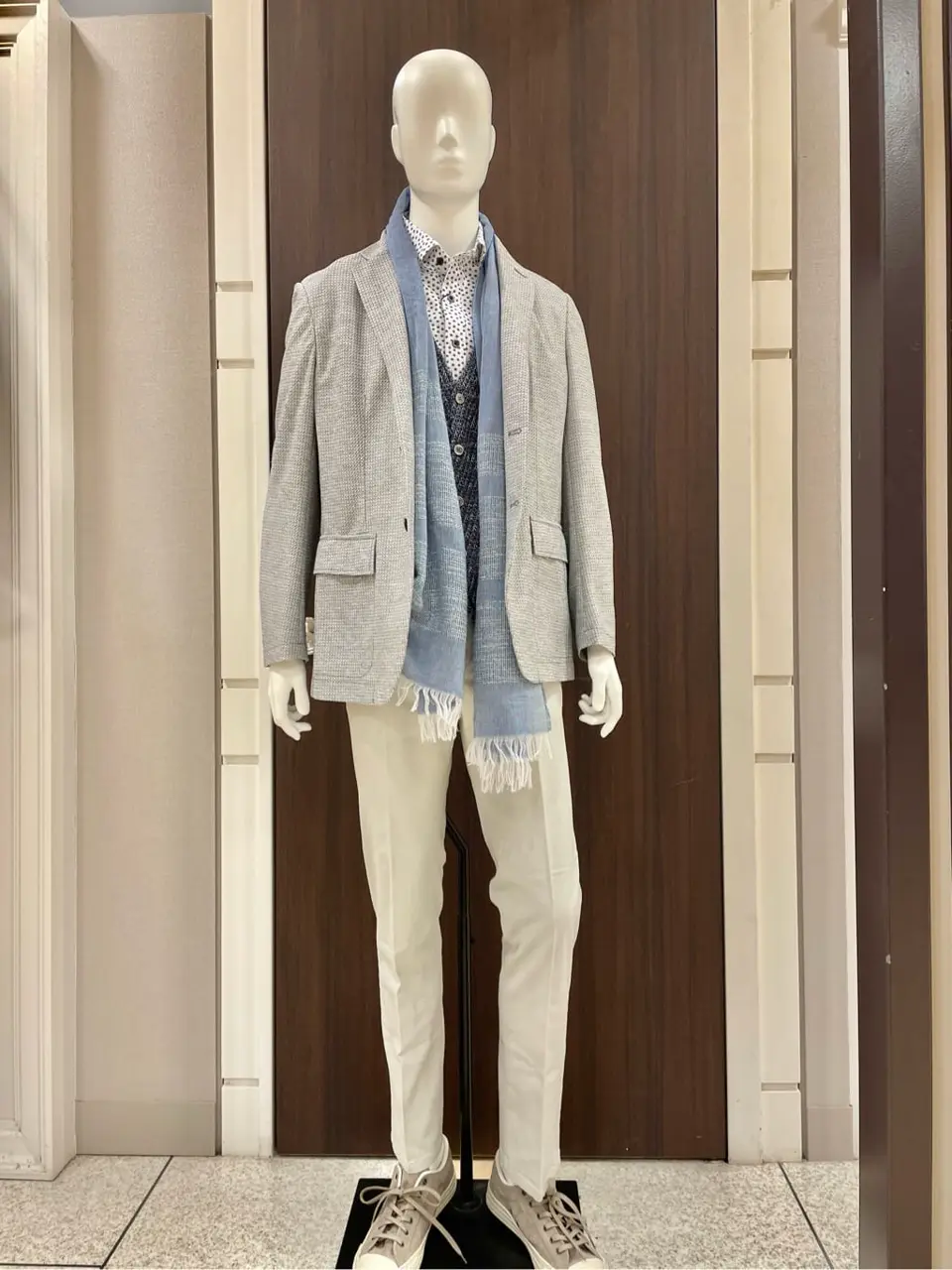 JOSEPH ABBOUD 松山 コーディネート画像