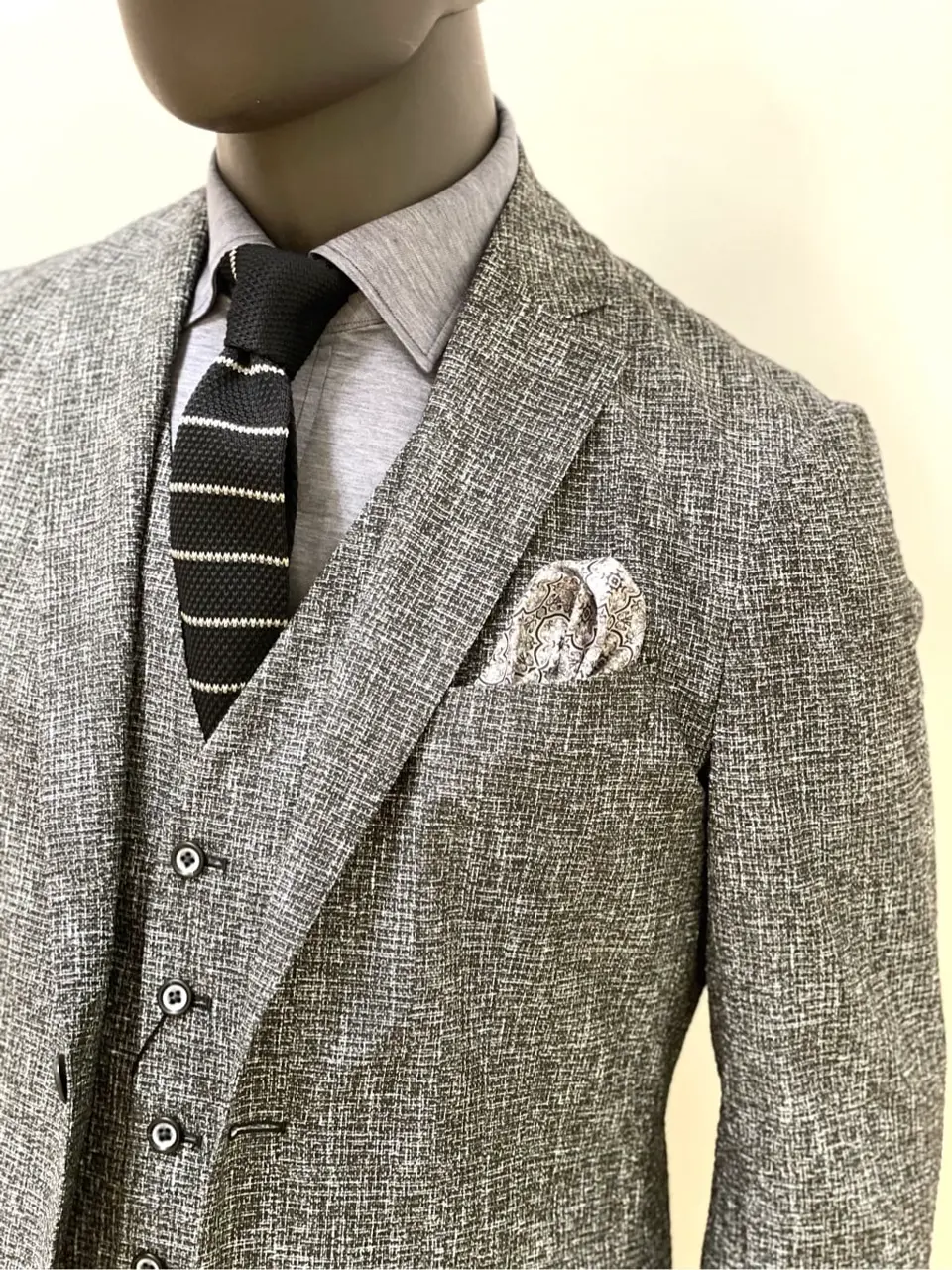 JOSEPH ABBOUD 金本 コーディネート画像