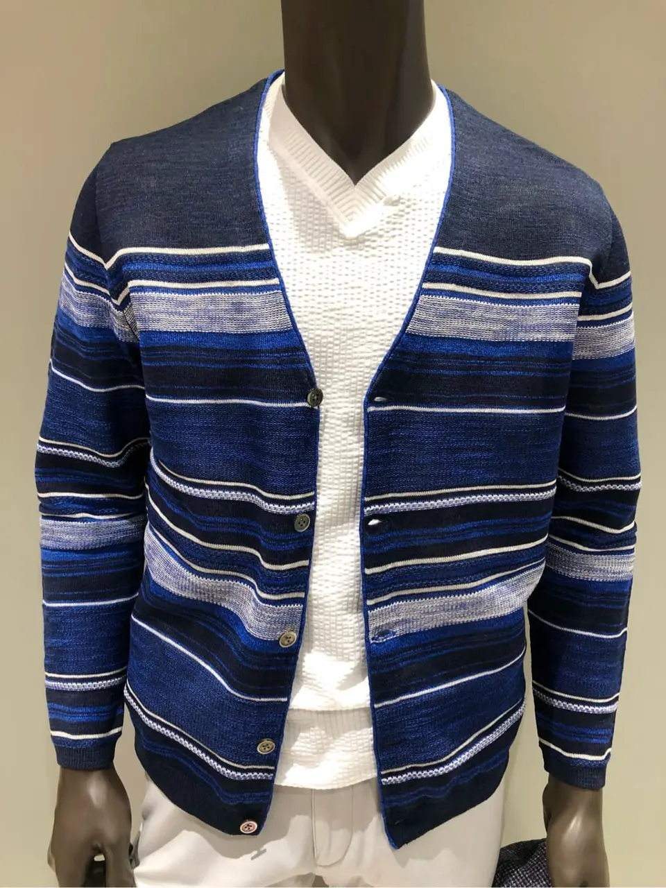 JOSEPH ABBOUD 川田 コーディネート画像