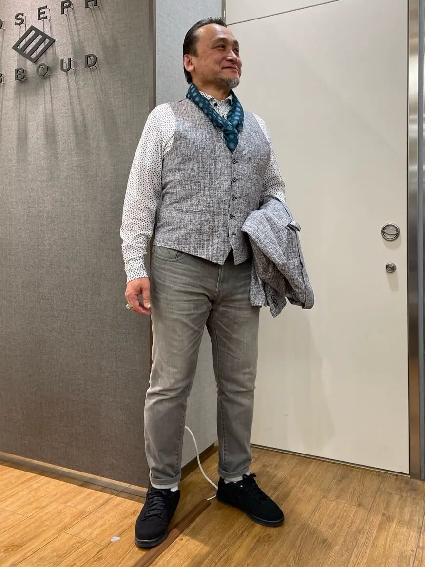 JOSEPH ABBOUD 辰見 コーディネート画像