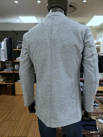 JOSEPH ABBOUD 中西 コーディネート画像