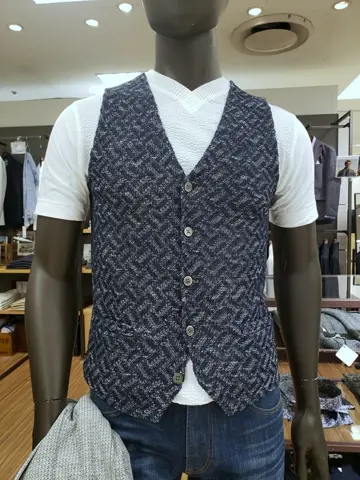 JOSEPH ABBOUD 中西 コーディネート画像