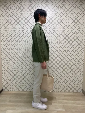 JOSEPH ABBOUD 加藤晴暉 コーディネート画像