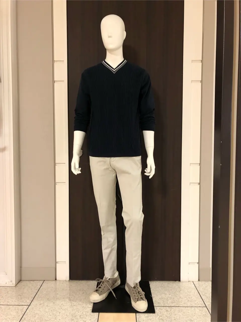 JOSEPH ABBOUD 山口 コーディネート画像