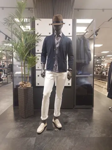 JOSEPH ABBOUD 宮下 コーディネート画像