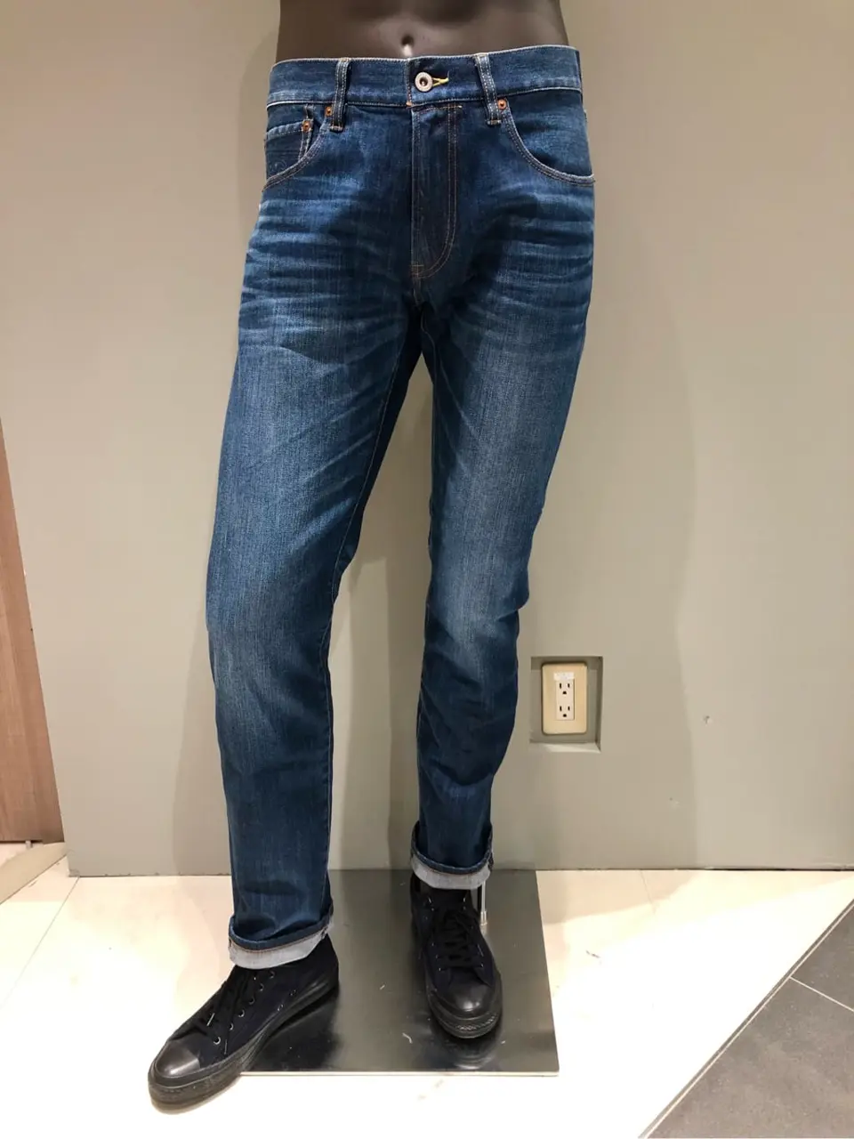 JOSEPH ABBOUD 川田 コーディネート画像