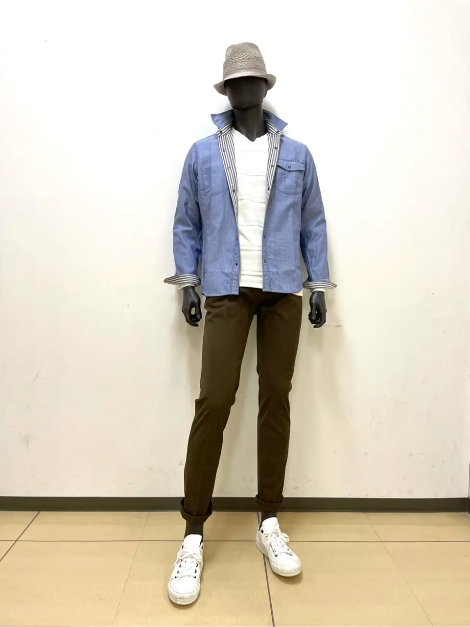 JOSEPH ABBOUD 金本 コーディネート画像