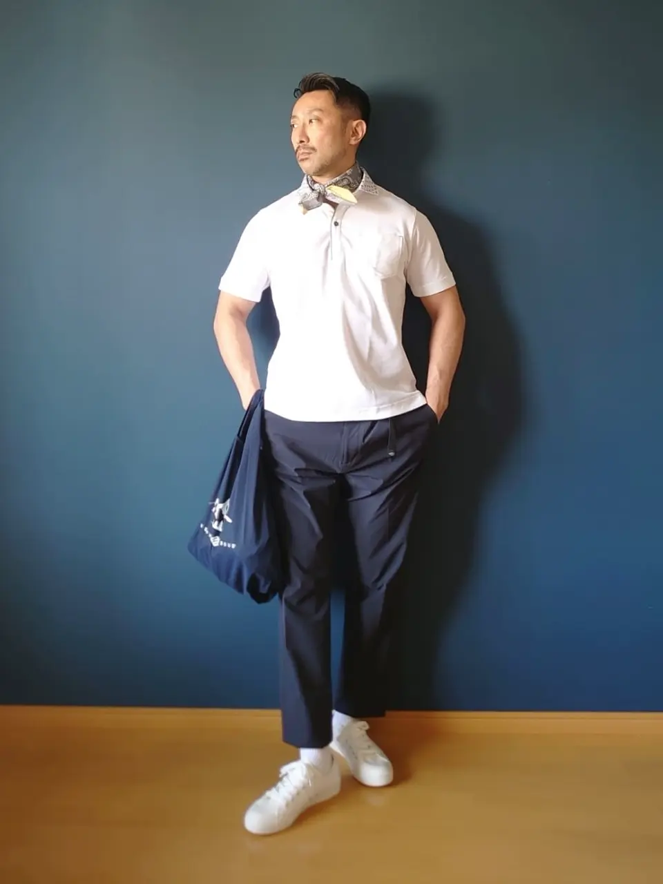 JOSEPH ABBOUD 安東 コーディネート画像