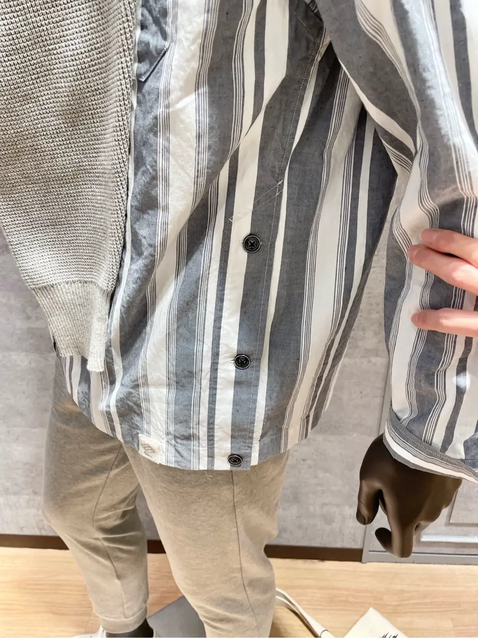 JOSEPH ABBOUD 二澤 コーディネート画像