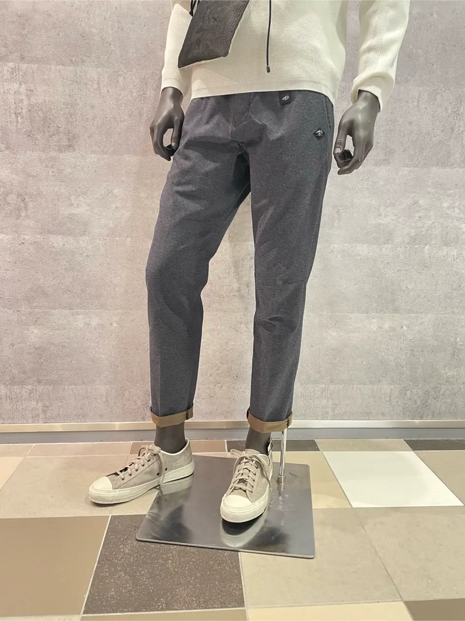 JOSEPH ABBOUD 東　 コーディネート画像