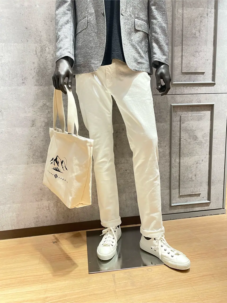 JOSEPH ABBOUD 東　 コーディネート画像