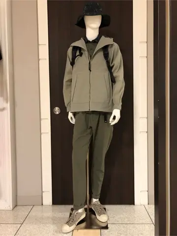 JOSEPH ABBOUD 山口 コーディネート画像