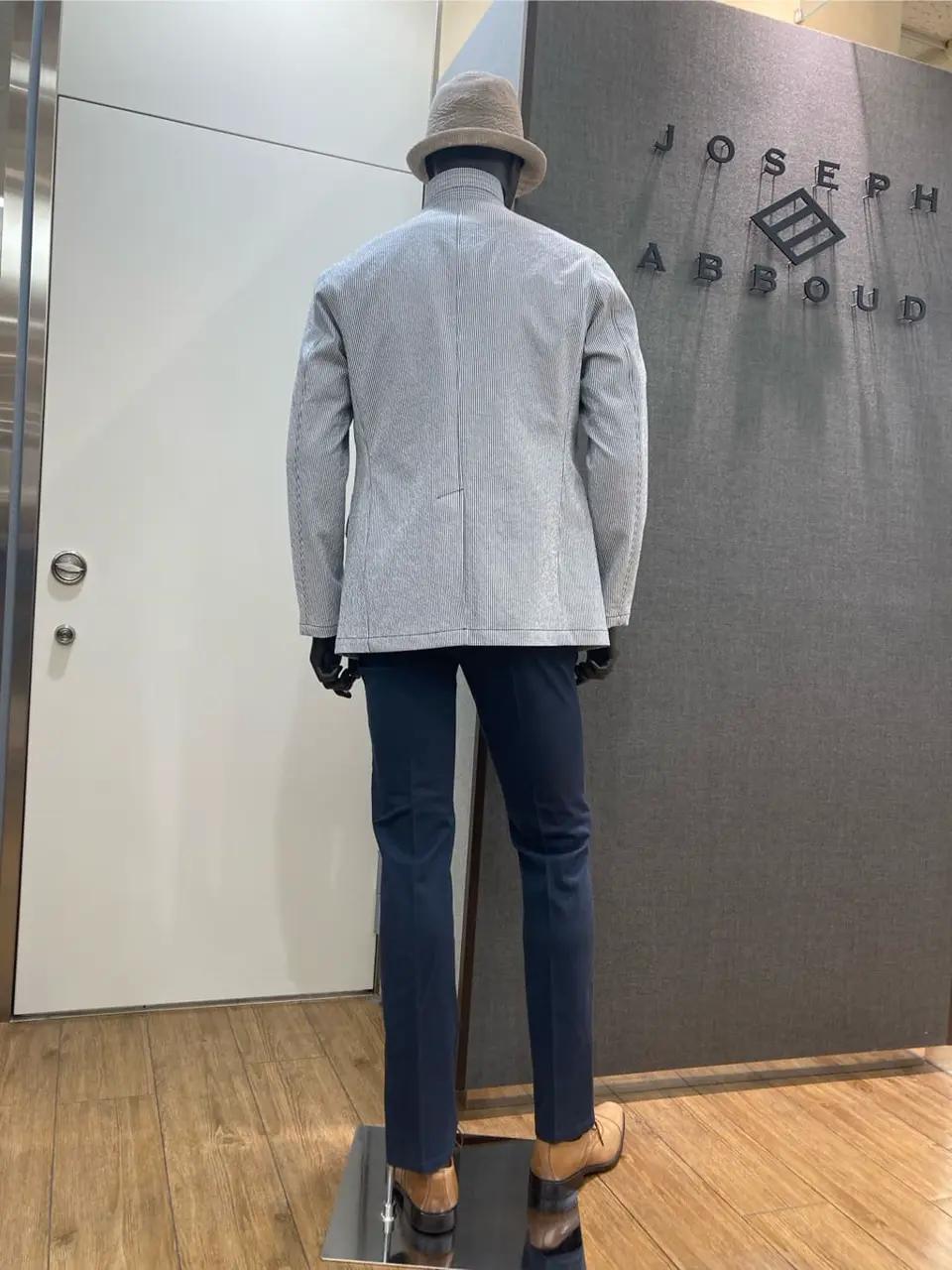 JOSEPH ABBOUD 丈六 コーディネート画像