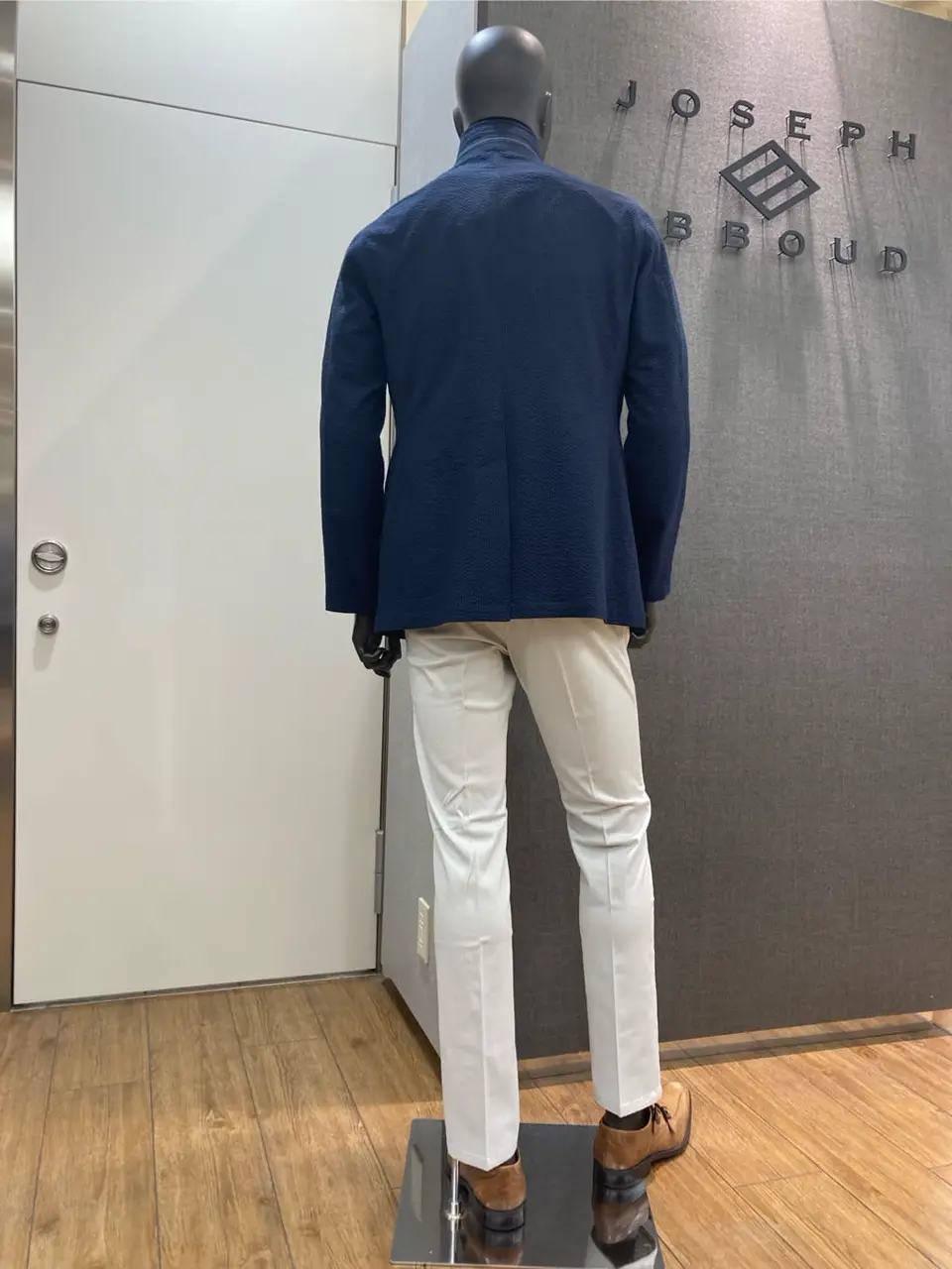 JOSEPH ABBOUD 丈六 コーディネート画像