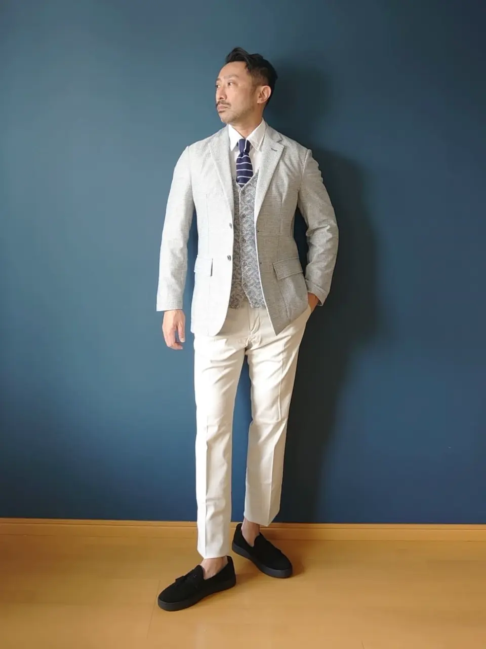 JOSEPH ABBOUD 安東 コーディネート画像