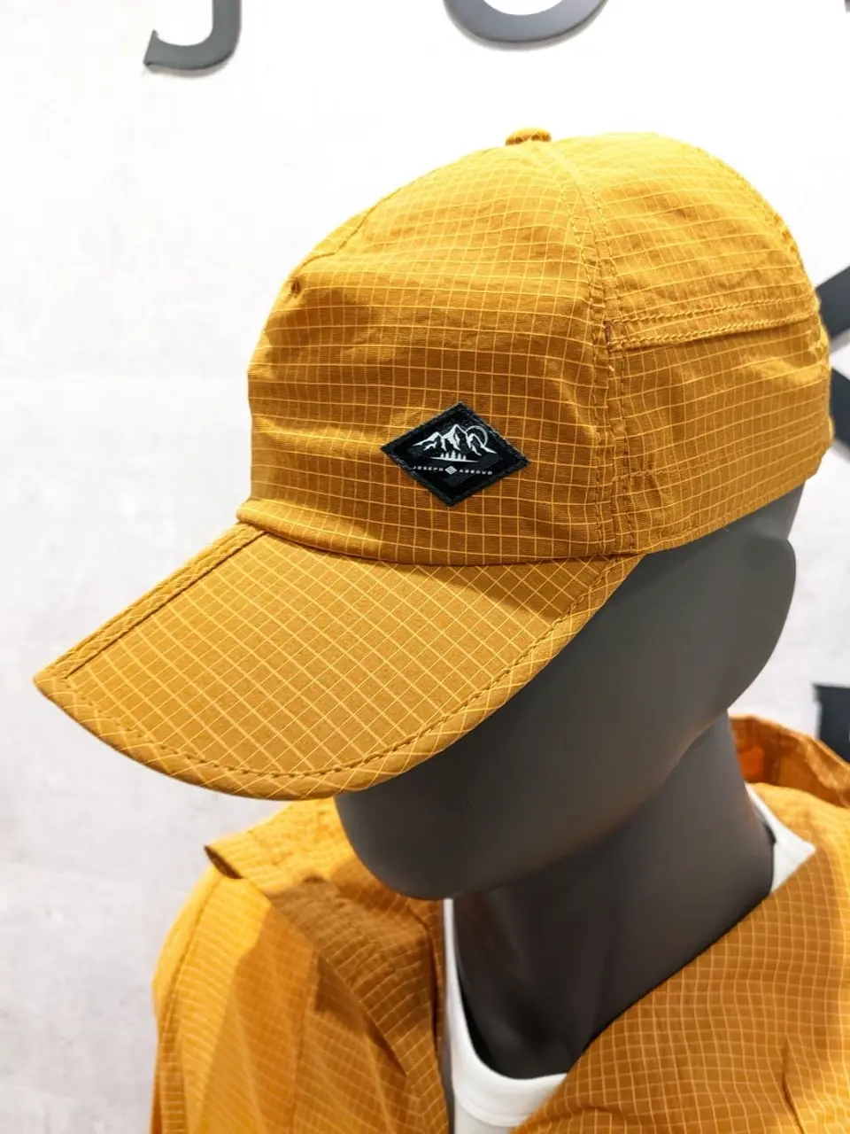 JOSEPH ABBOUD 大久 コーディネート画像