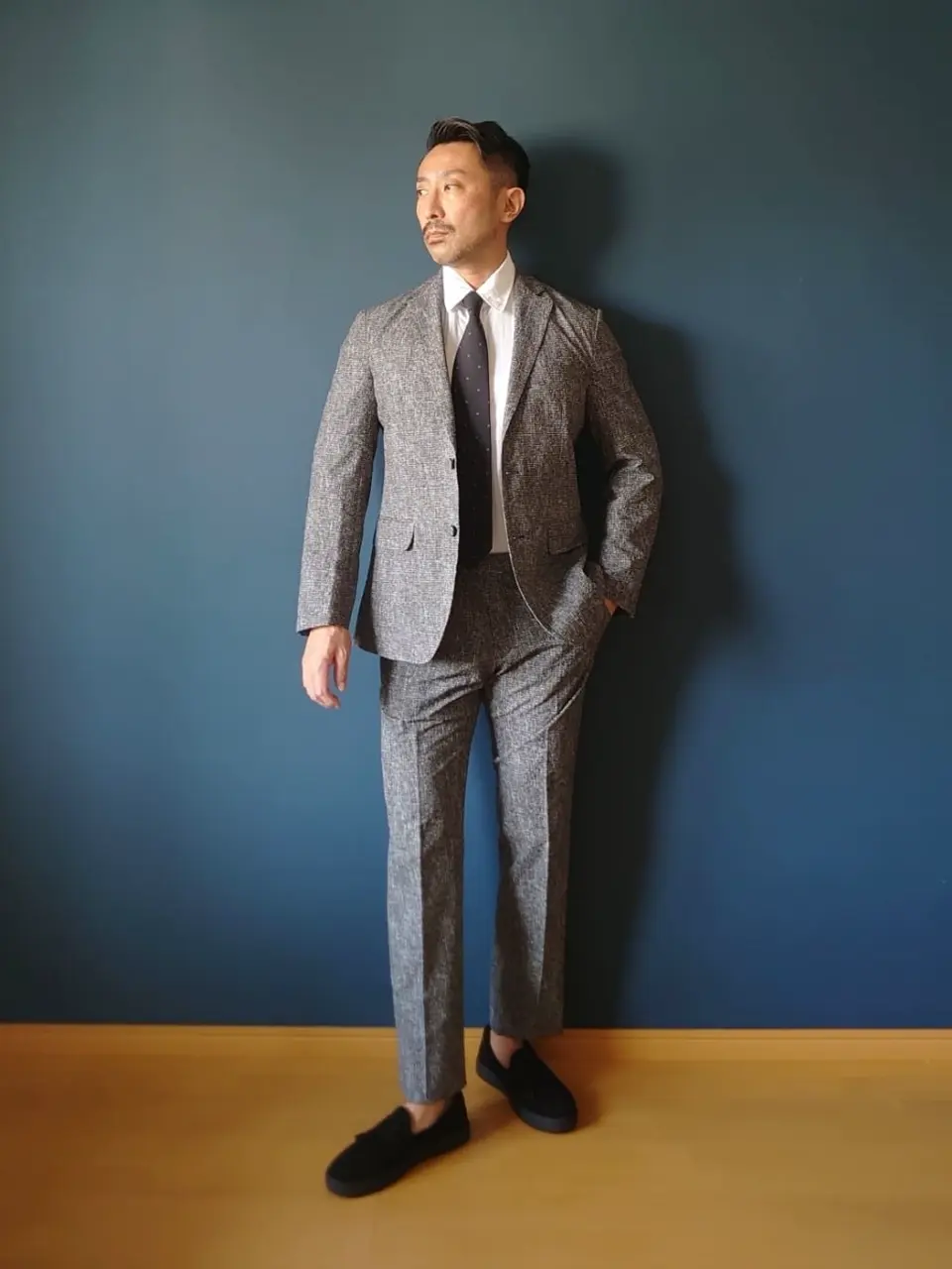 JOSEPH ABBOUD 安東 コーディネート画像