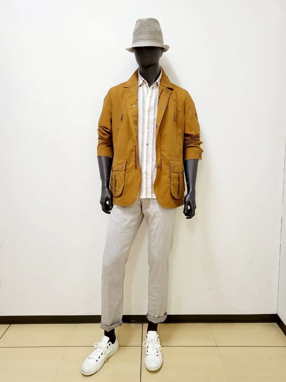  亀井 コーディネート画像