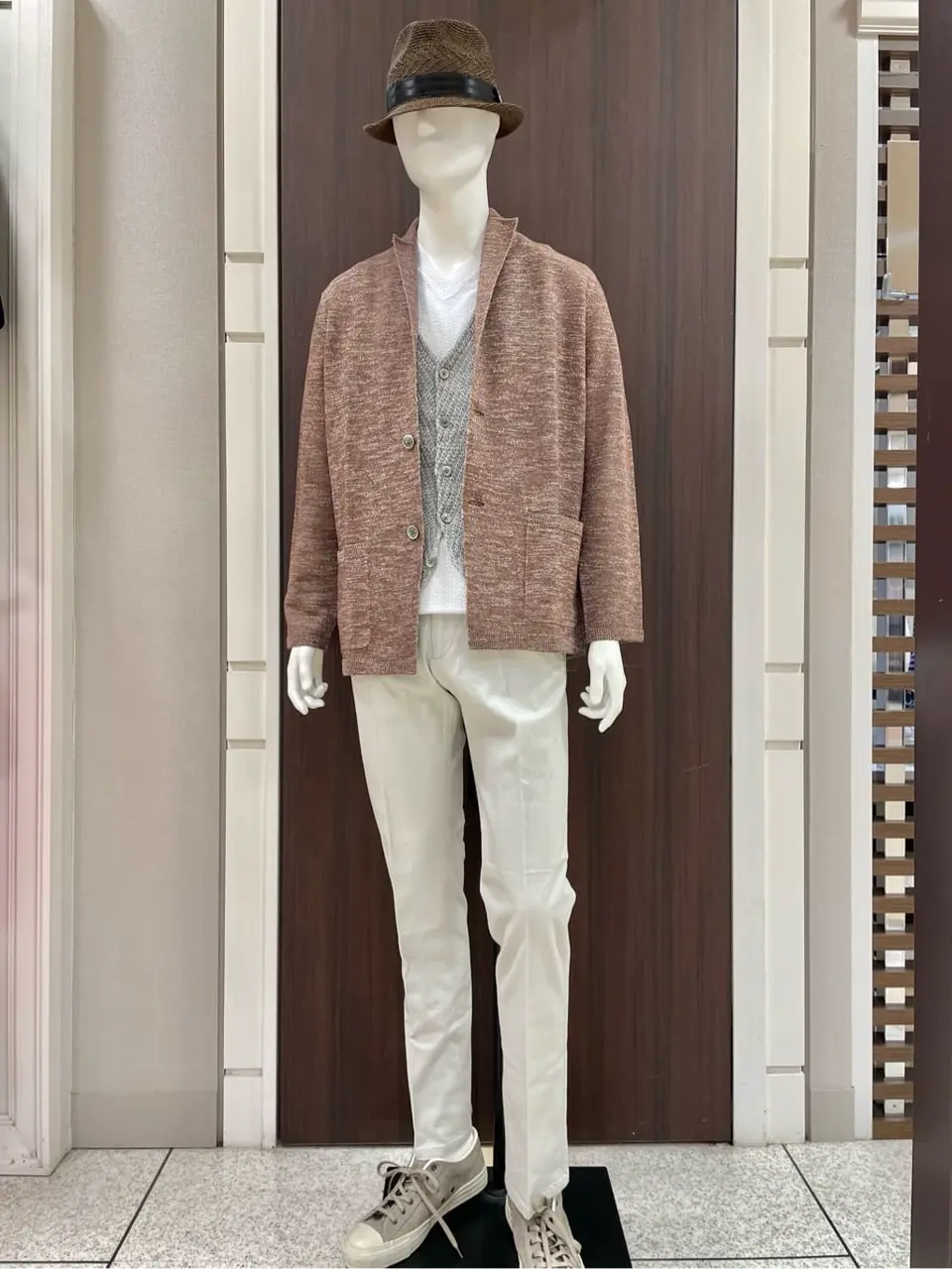 JOSEPH ABBOUD 松山 コーディネート画像