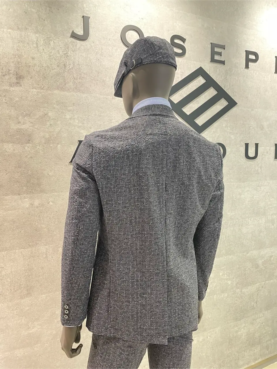 JOSEPH ABBOUD 東　 コーディネート画像