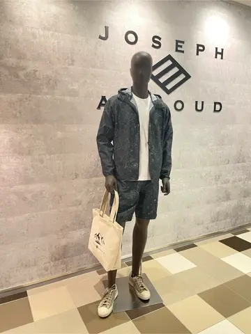 JOSEPH ABBOUD 東　 コーディネート画像