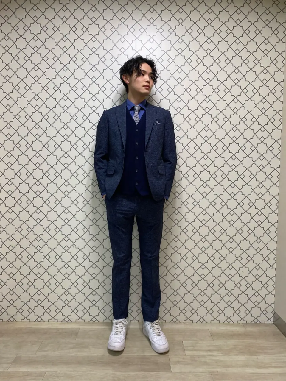 JOSEPH ABBOUD 加藤晴暉 コーディネート画像