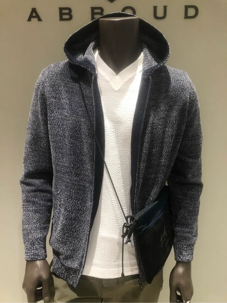 JOSEPH ABBOUD 川田 コーディネート画像