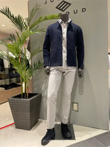 JOSEPH ABBOUD 伊津野 コーディネート画像