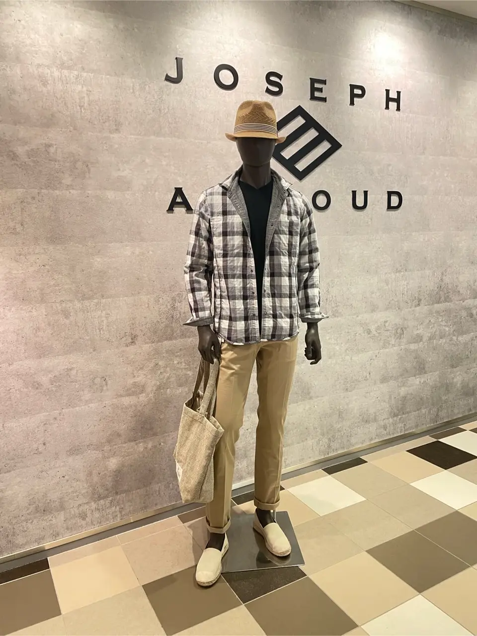  東　 コーディネート画像