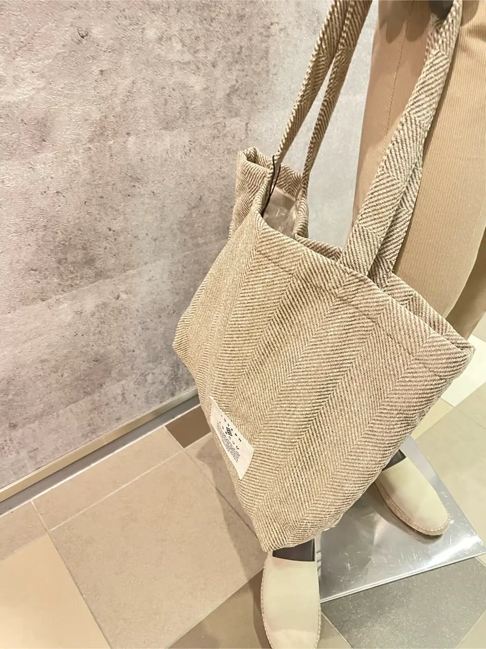 JOSEPH ABBOUD 東　 コーディネート画像