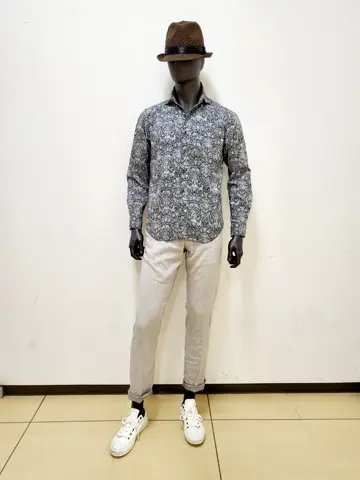 JOSEPH ABBOUD 亀井 コーディネート画像