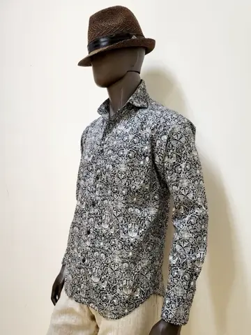 JOSEPH ABBOUD 亀井 コーディネート画像