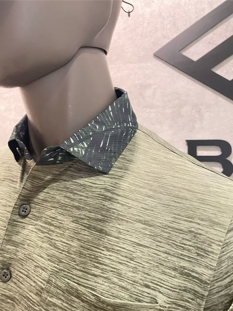 JOSEPH ABBOUD 東　 コーディネート画像