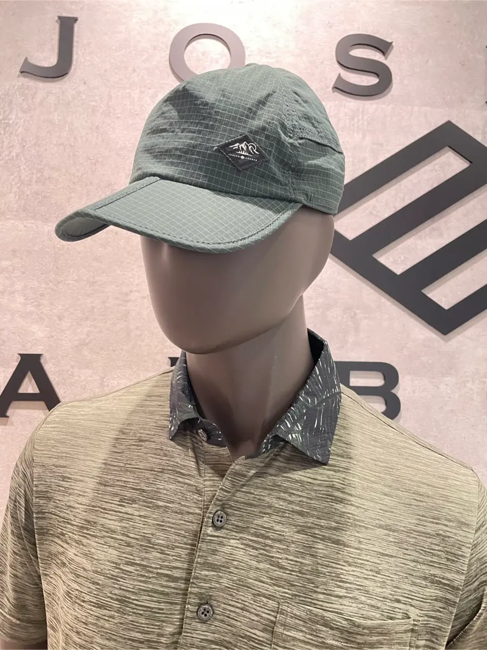 JOSEPH ABBOUD 東　 コーディネート画像