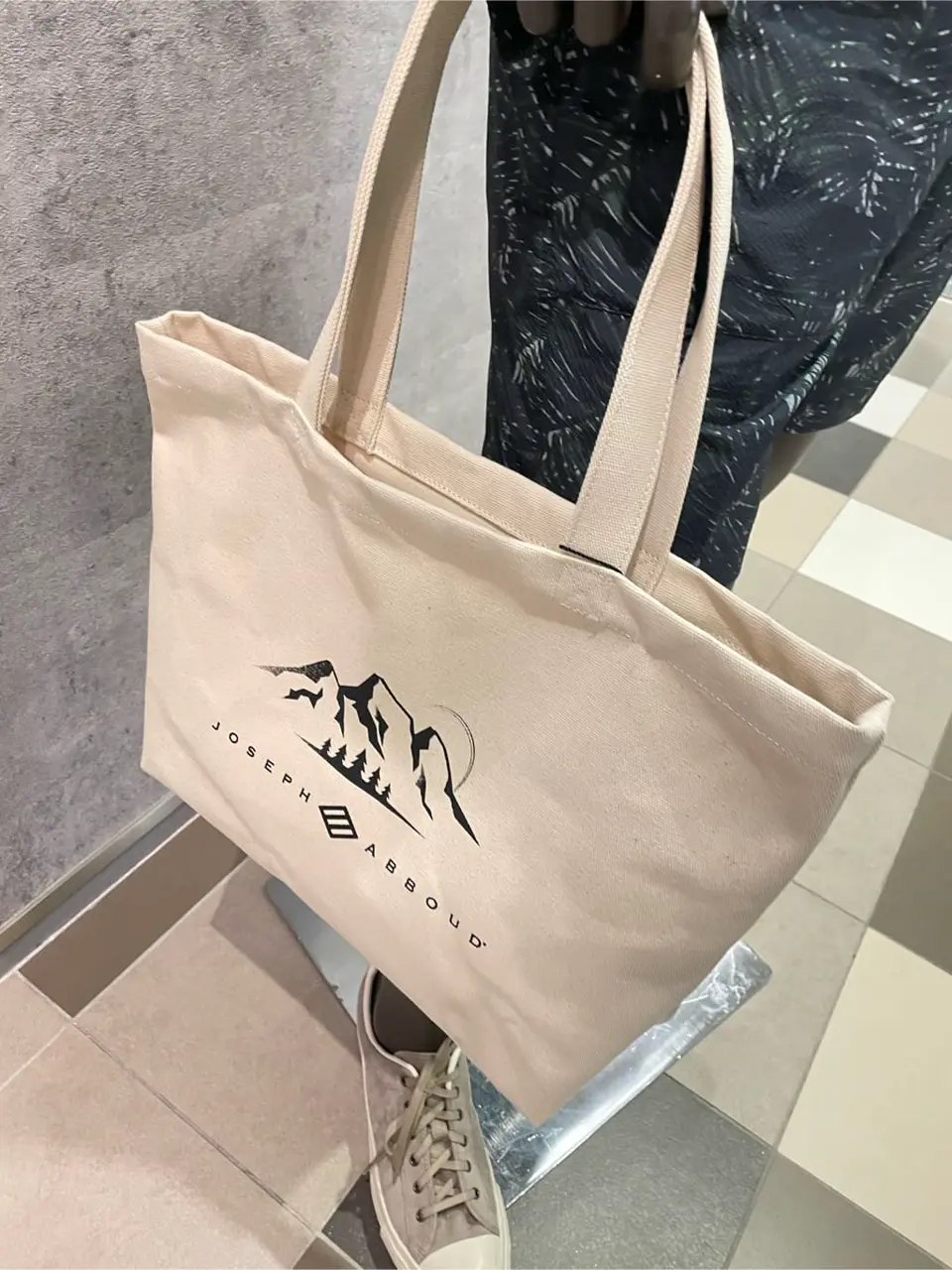 JOSEPH ABBOUD 東　 コーディネート画像