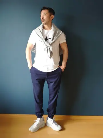 JOSEPH ABBOUD 安東 コーディネート画像