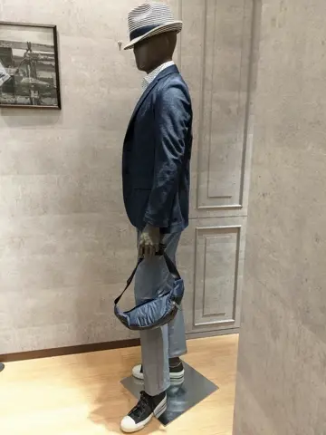 JOSEPH ABBOUD 大久 コーディネート画像